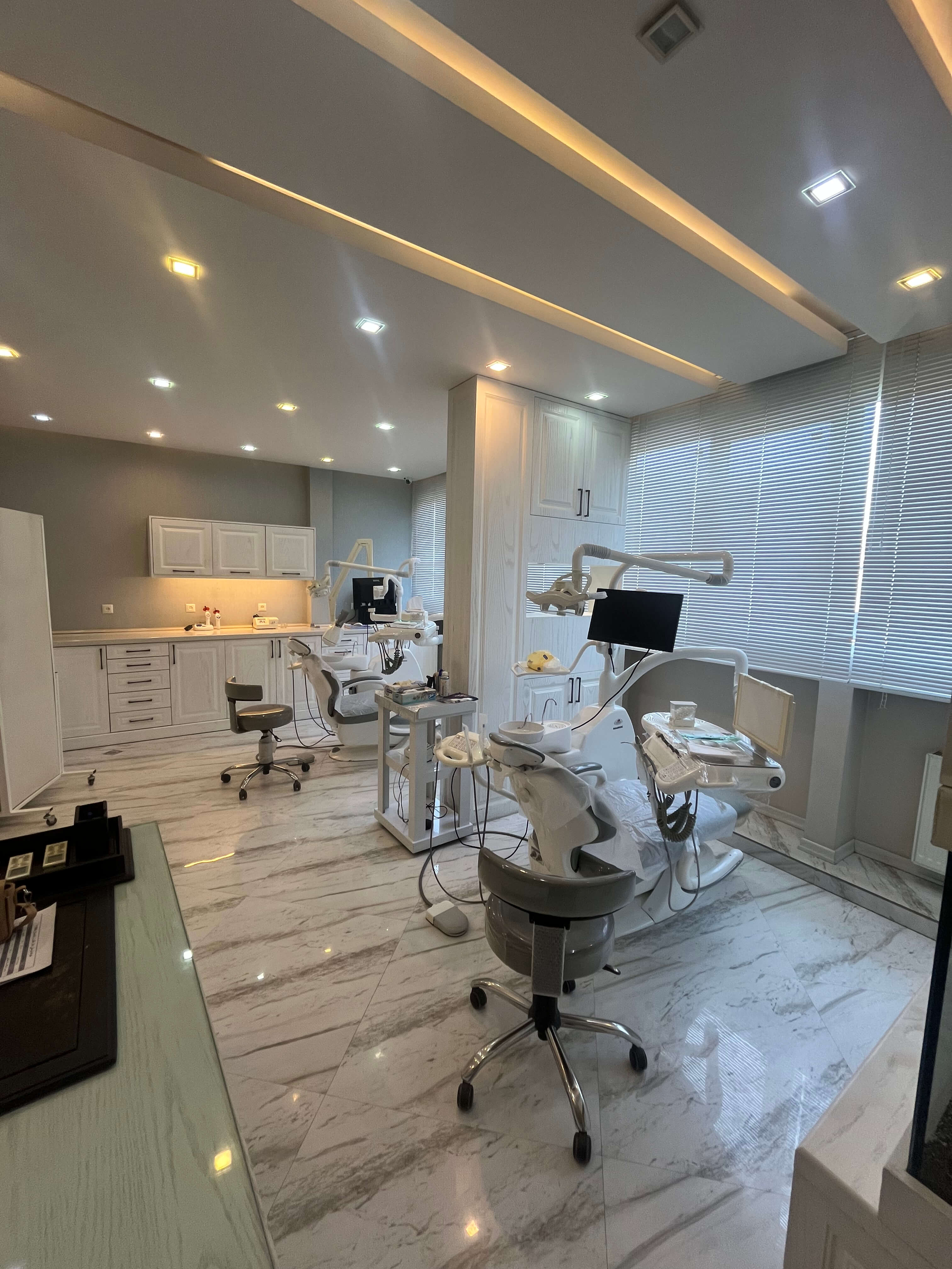 تجهیزات پیشرفته مطب